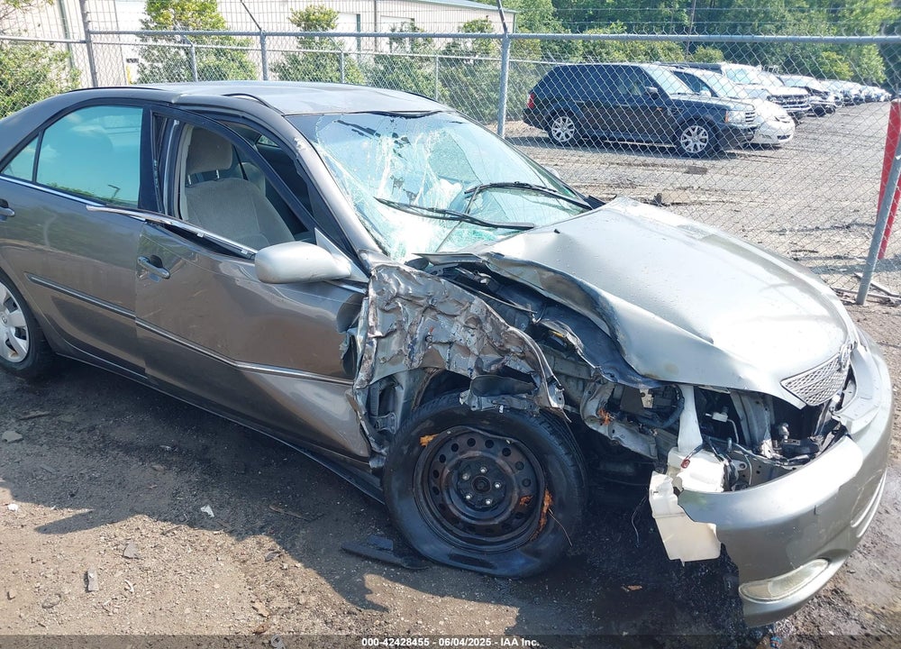 2003 TOYOTA CAMRY XLE VIN: 4T1BE30K03U712708