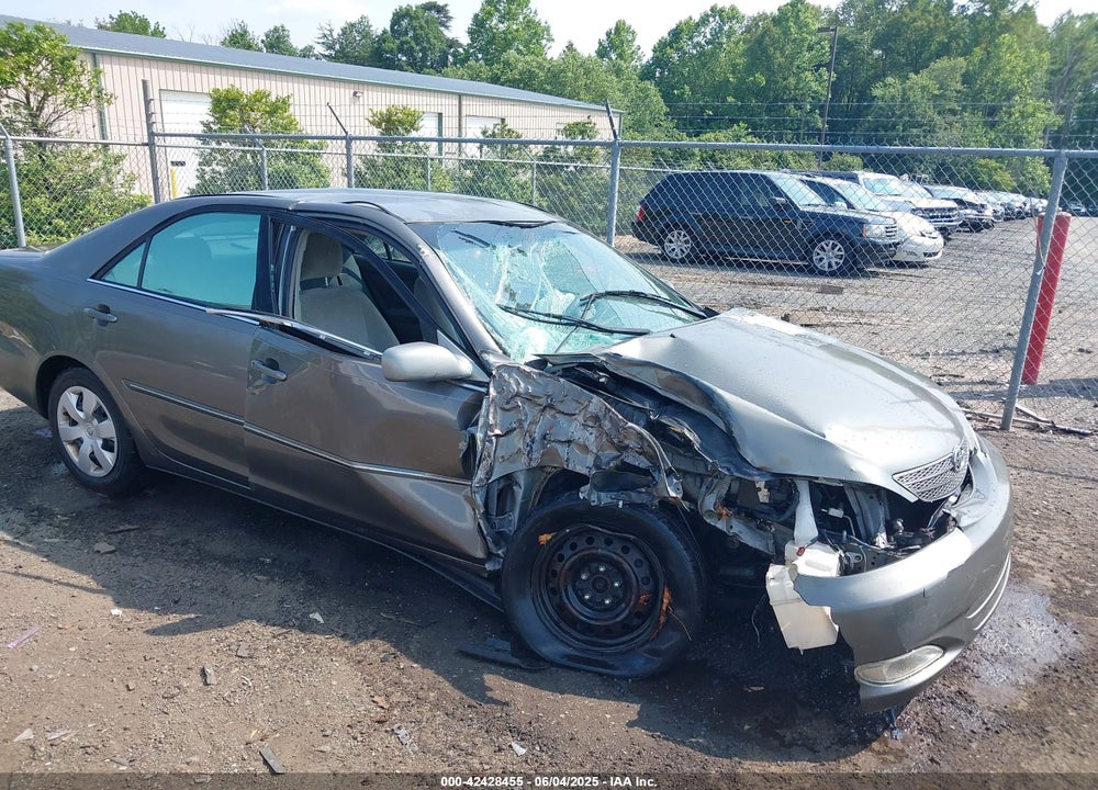 2003 TOYOTA CAMRY XLE VIN: 4T1BE30K03U712708