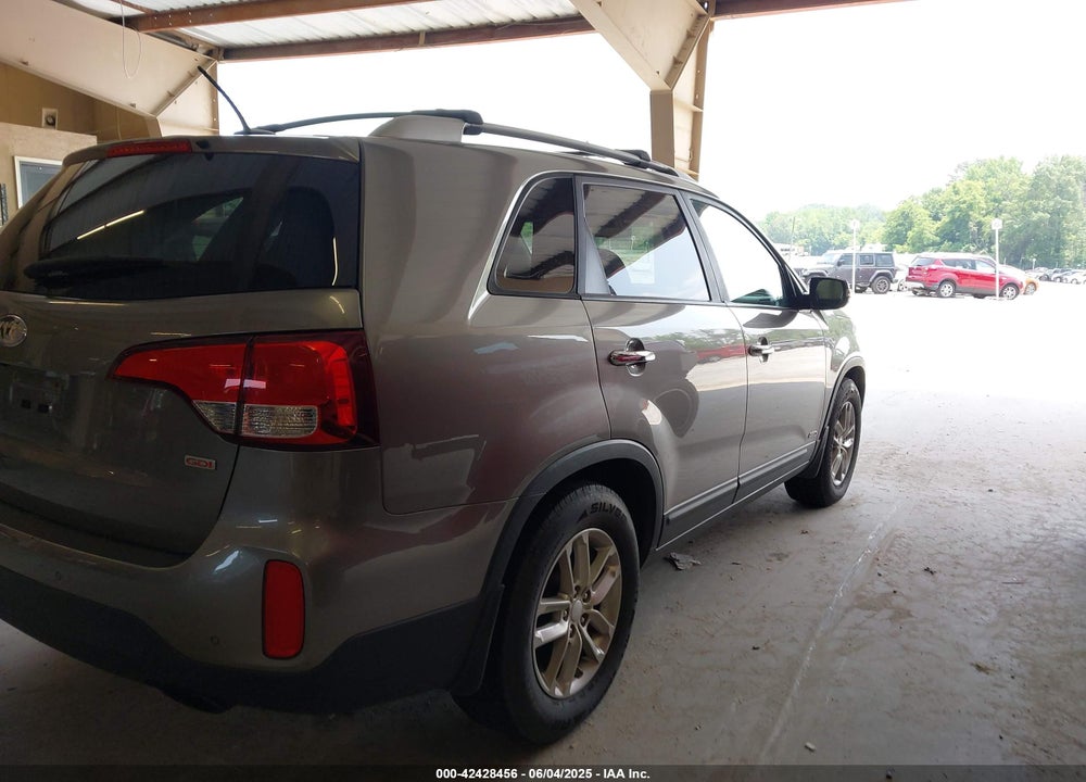 2014 KIA SORENTO VIN: 5XYKTCA65EG531894