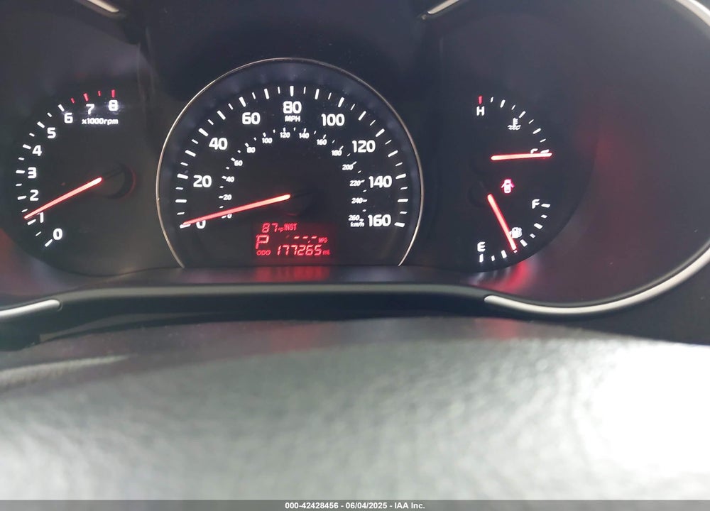 2014 KIA SORENTO VIN: 5XYKTCA65EG531894