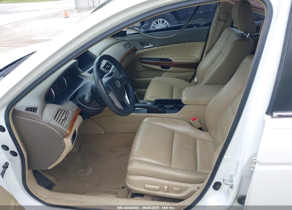 2008 HONDA ACCORD VIN: 1HGCP36808A077949