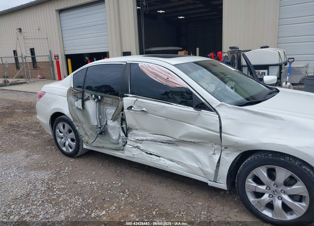 2008 HONDA ACCORD VIN: 1HGCP36808A077949