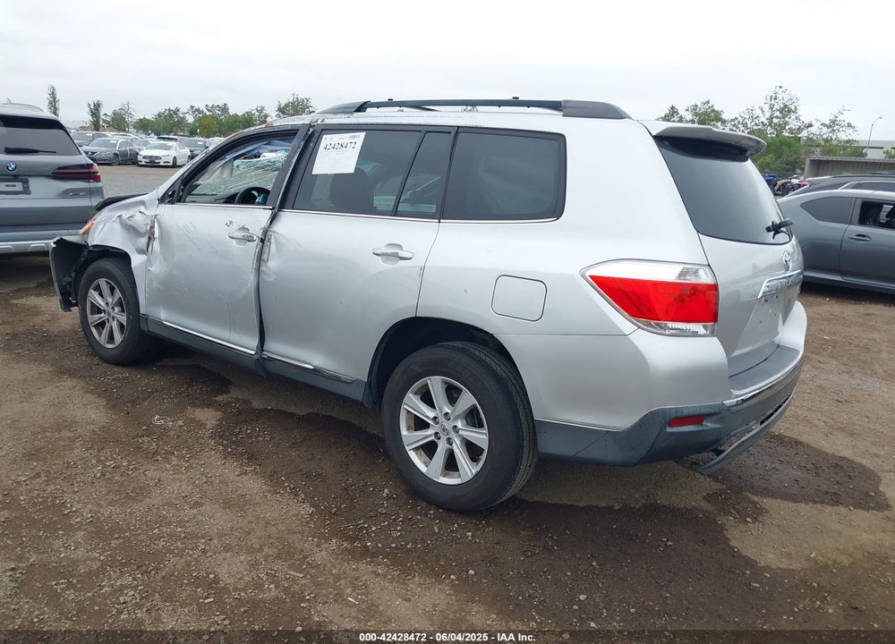 2013 TOYOTA HIGHLANDER BASE PLUS V6 VIN: 5TDZK3EH3DS118256