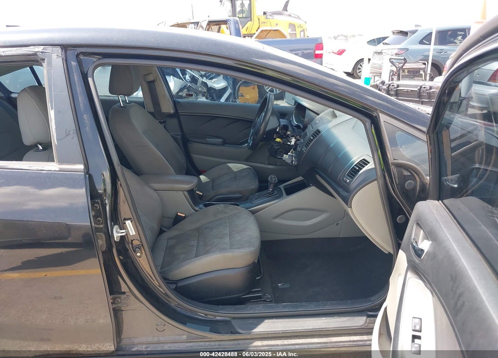 2015 KIA FORTE VIN: KNAFK4A64F5375008