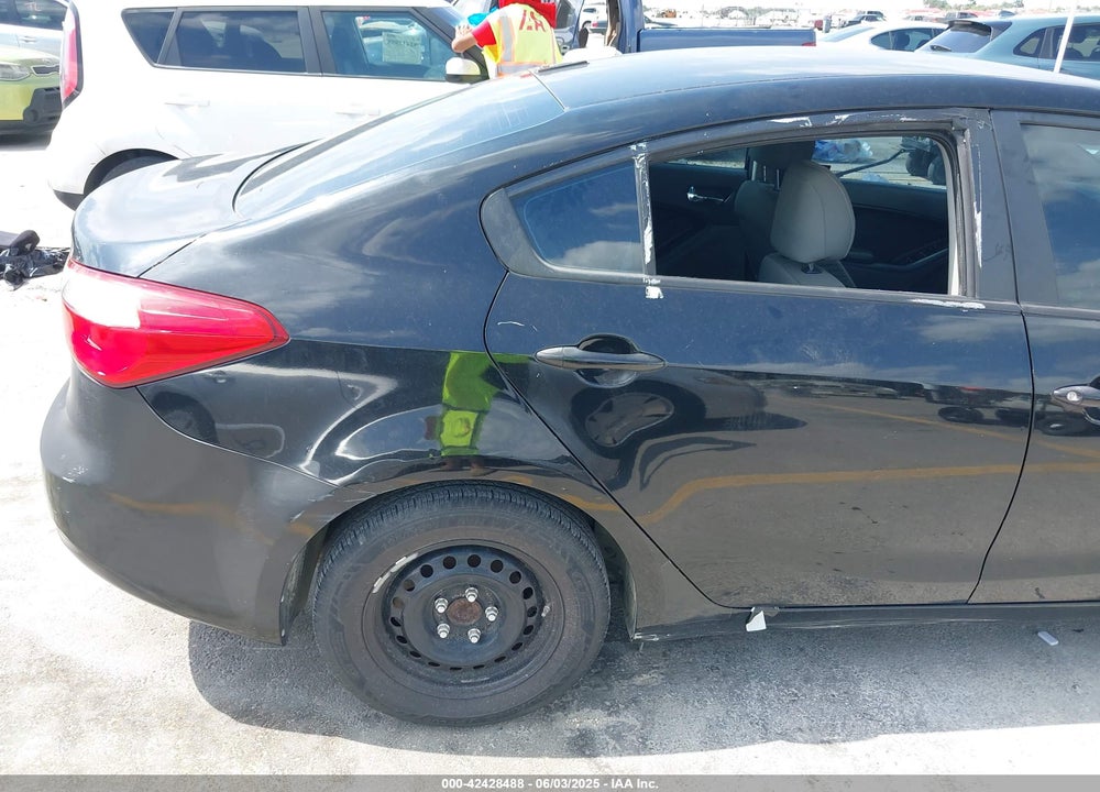 2015 KIA FORTE VIN: KNAFK4A64F5375008