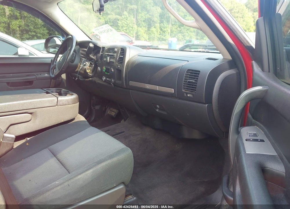 2013 CHEVROLET SILVERADO 1500 LT VIN: 3GCPKSE76DG315767
