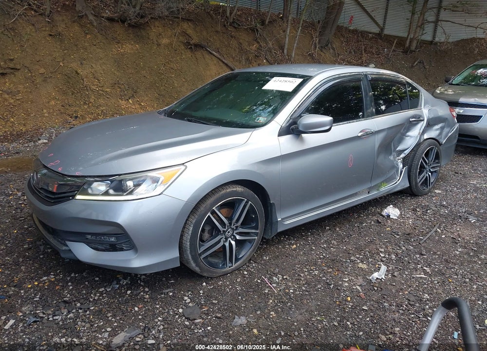 2017 HONDA ACCORD VIN: 1HGCR2F56HA219330