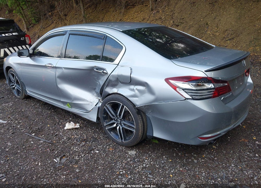 2017 HONDA ACCORD VIN: 1HGCR2F56HA219330