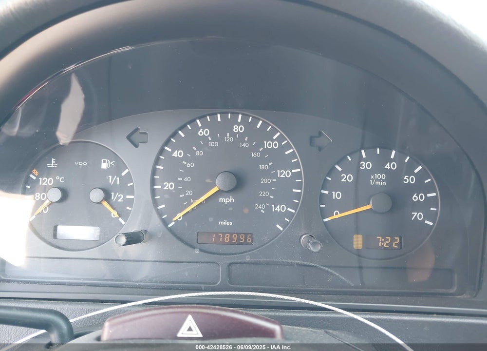 2004 MERCEDES-BENZ ML 500 4MATIC VIN: 4JGAB75E24A460171