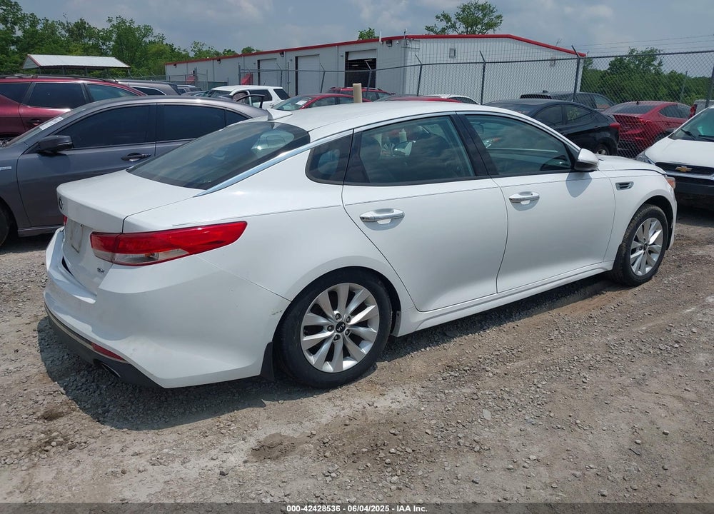 2016 KIA OPTIMA EX VIN: 5XXGU4L34GG094831