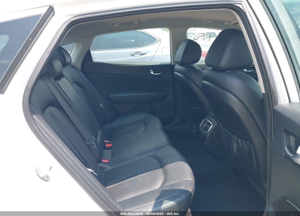 2016 KIA OPTIMA EX VIN: 5XXGU4L34GG094831