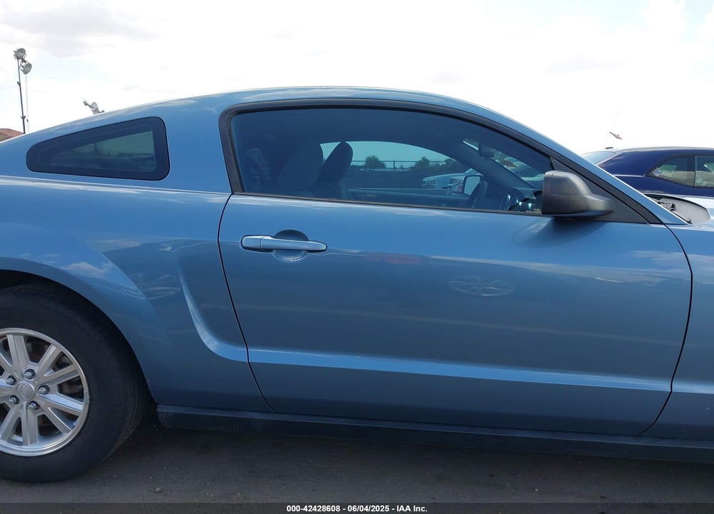 2008 FORD MUSTANG V6 DELUXE/V6 PREMIUM VIN: 1ZVHT80N885150812