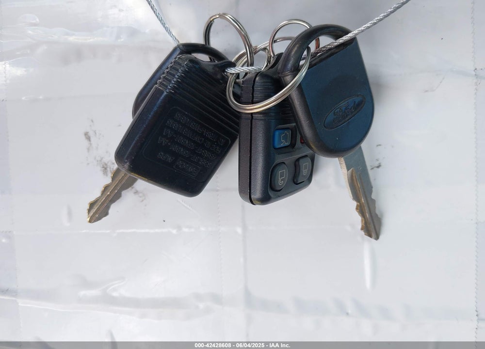 2008 FORD MUSTANG V6 DELUXE/V6 PREMIUM VIN: 1ZVHT80N885150812