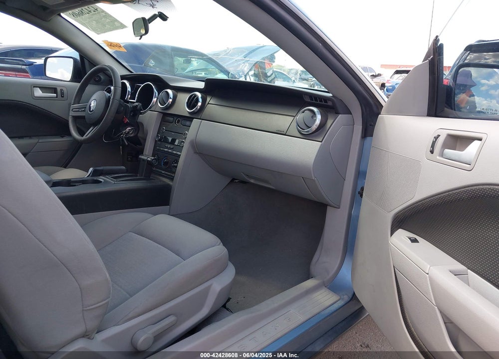2008 FORD MUSTANG V6 DELUXE/V6 PREMIUM VIN: 1ZVHT80N885150812
