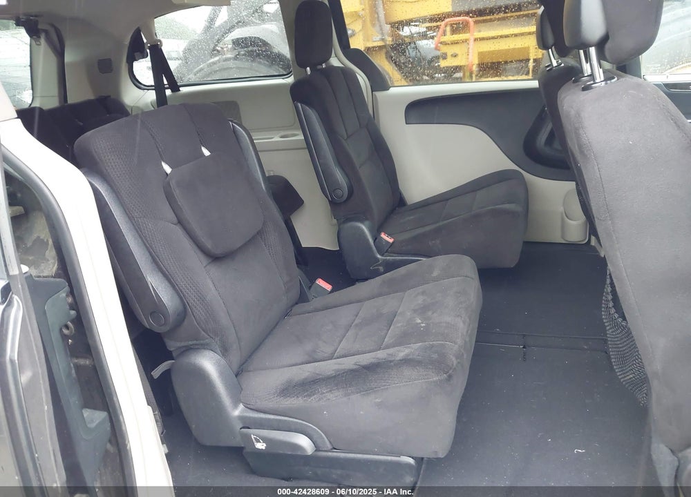 2012 DODGE GRAND CARAVAN CREW VIN: 2C4RDGDG6CR243169