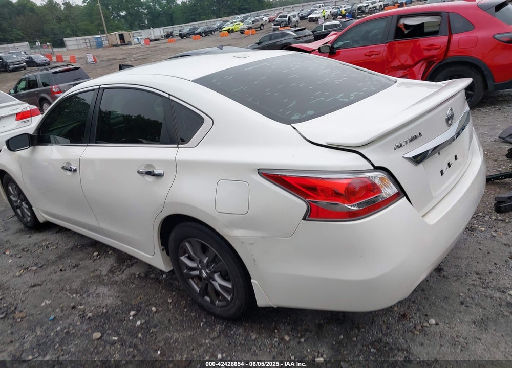 2015 NISSAN ALTIMA VIN: 1N4AL3AP5FC177522