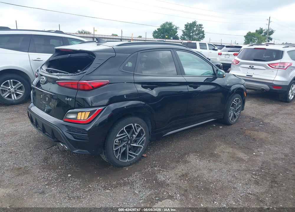 2022 HYUNDAI KONA VIN: KM8K33A3XNU830555