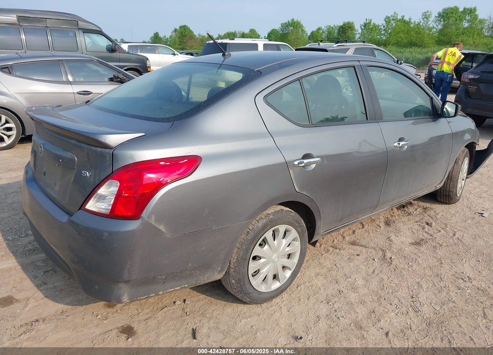 2018 NISSAN VERSA 1.6 SV VIN: 3N1CN7AP5JL841063