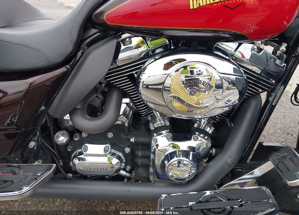 2010 HARLEY-DAVIDSON FLHTCU VIN: 1HD1FC41XAB641135