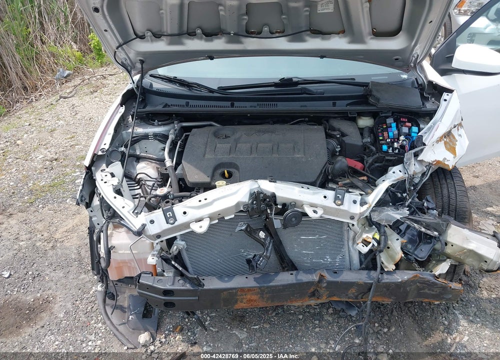 2018 TOYOTA COROLLA VIN: 5YFBURHE9JP800112