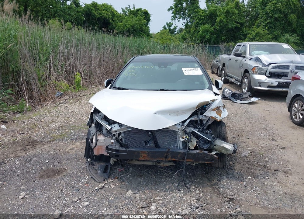 2018 TOYOTA COROLLA VIN: 5YFBURHE9JP800112