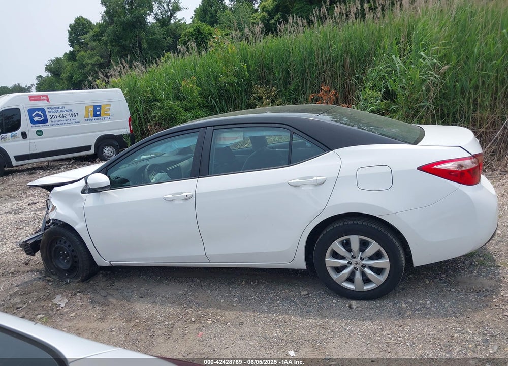 2018 TOYOTA COROLLA VIN: 5YFBURHE9JP800112