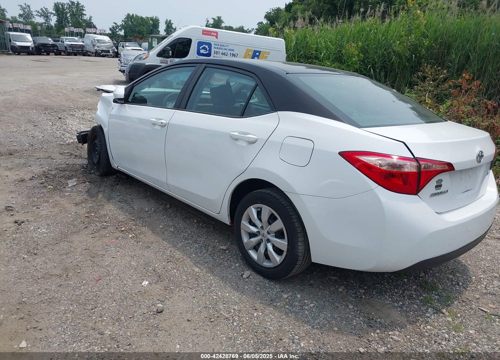 2018 TOYOTA COROLLA VIN: 5YFBURHE9JP800112