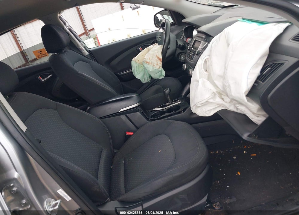 2013 HYUNDAI TUCSON VIN: KM8JT3AB6DU775197