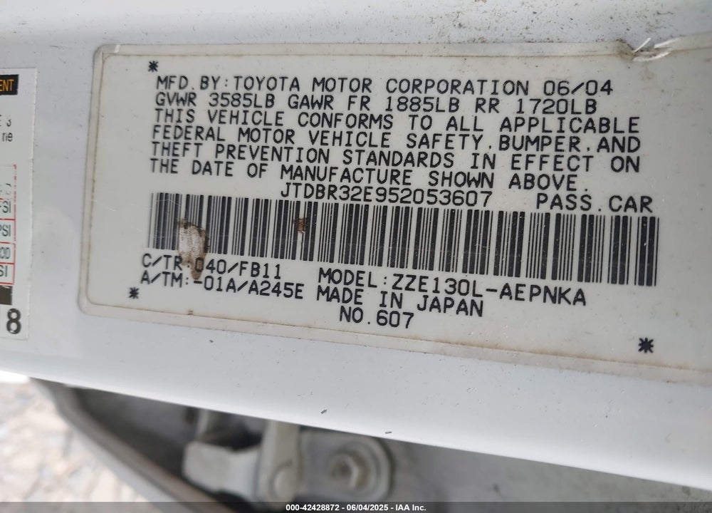 2005 TOYOTA COROLLA LE VIN: JTDBR32E952053607