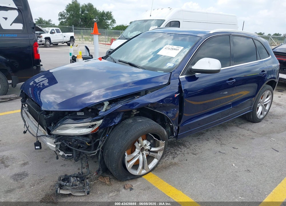 2014 AUDI SQ5 VIN: WA1CGAFP9EA084897