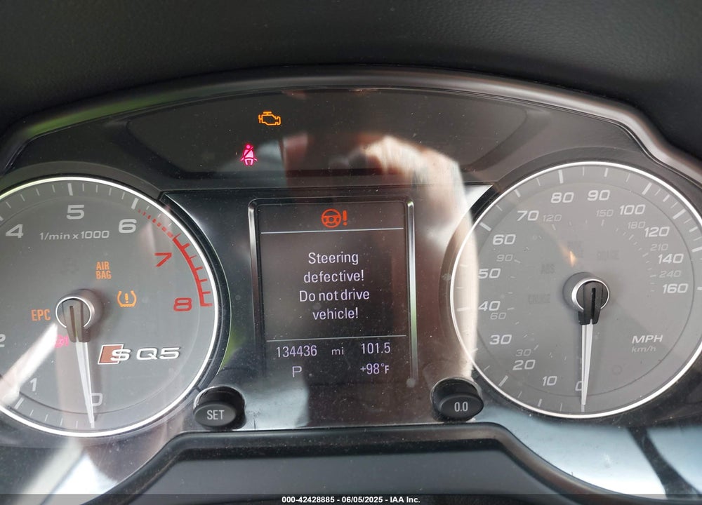 2014 AUDI SQ5 VIN: WA1CGAFP9EA084897