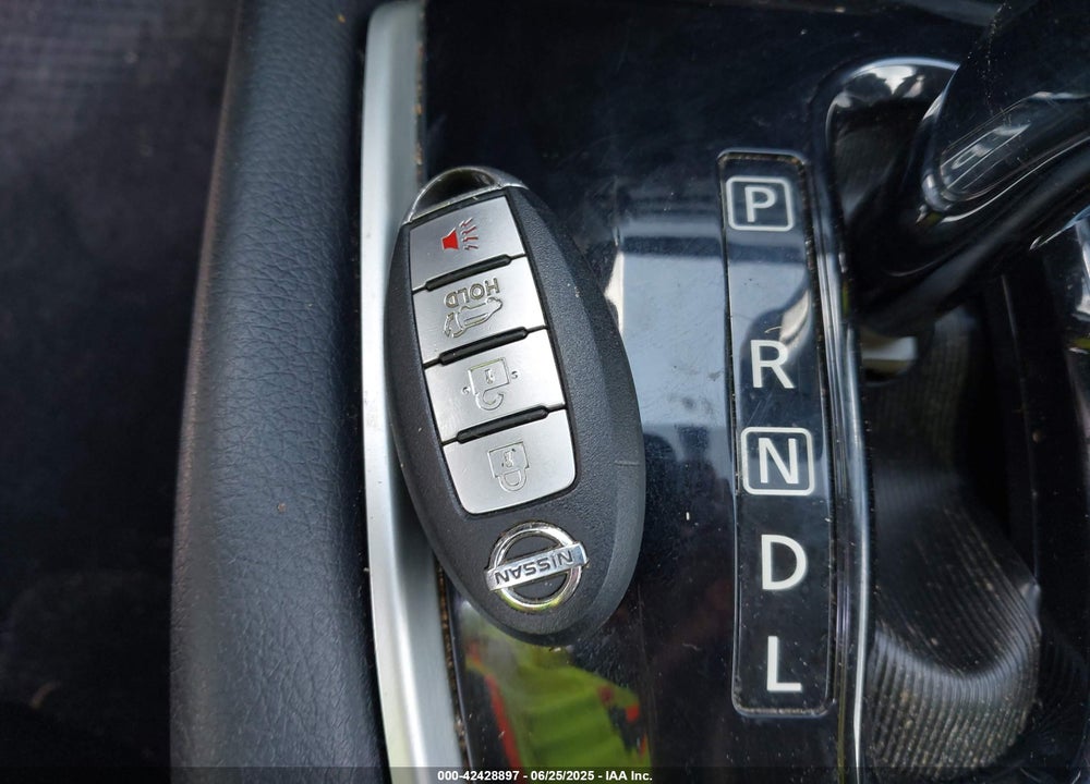 2016 NISSAN ROGUE VIN: 5N1AT2MVXGC758252