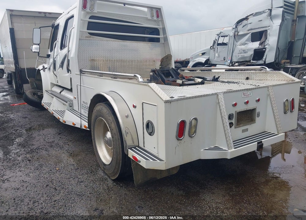2005 FREIGHTLINER SPORT CHASSIS 106 VIN: 1FVAFCDD45HN56813