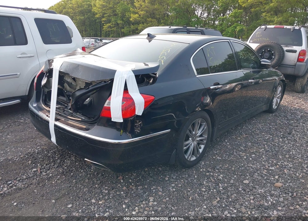 2013 HYUNDAI GENESIS 3.8 VIN: KMHGC4DD1DU232580