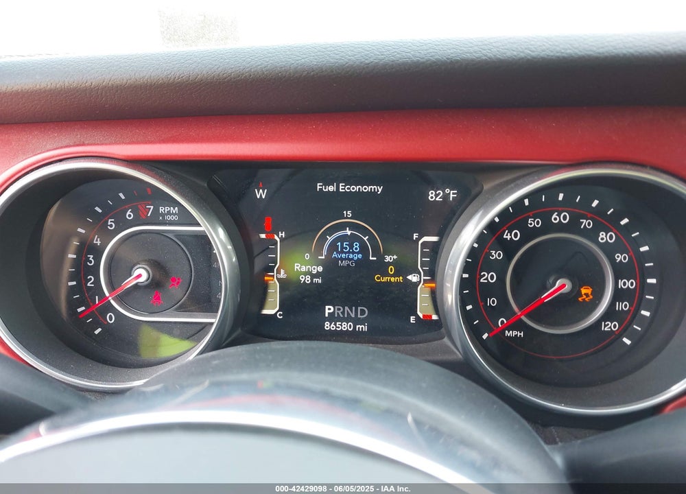 2018 JEEP WRANGLER UNLIMITED VIN: 1C4HJXFG8JW184793
