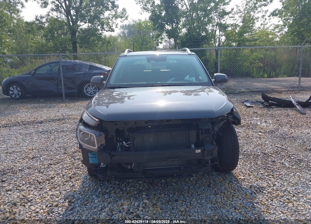 2024 HYUNDAI VENUE VIN: KMHRC8A32RU280155