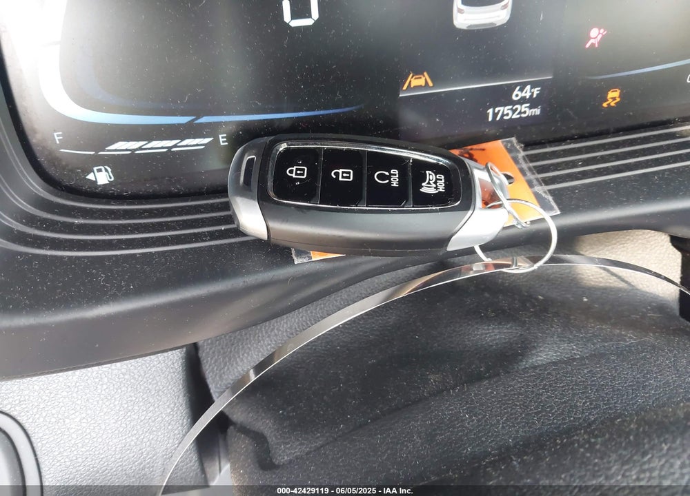 2024 HYUNDAI VENUE VIN: KMHRC8A32RU280155