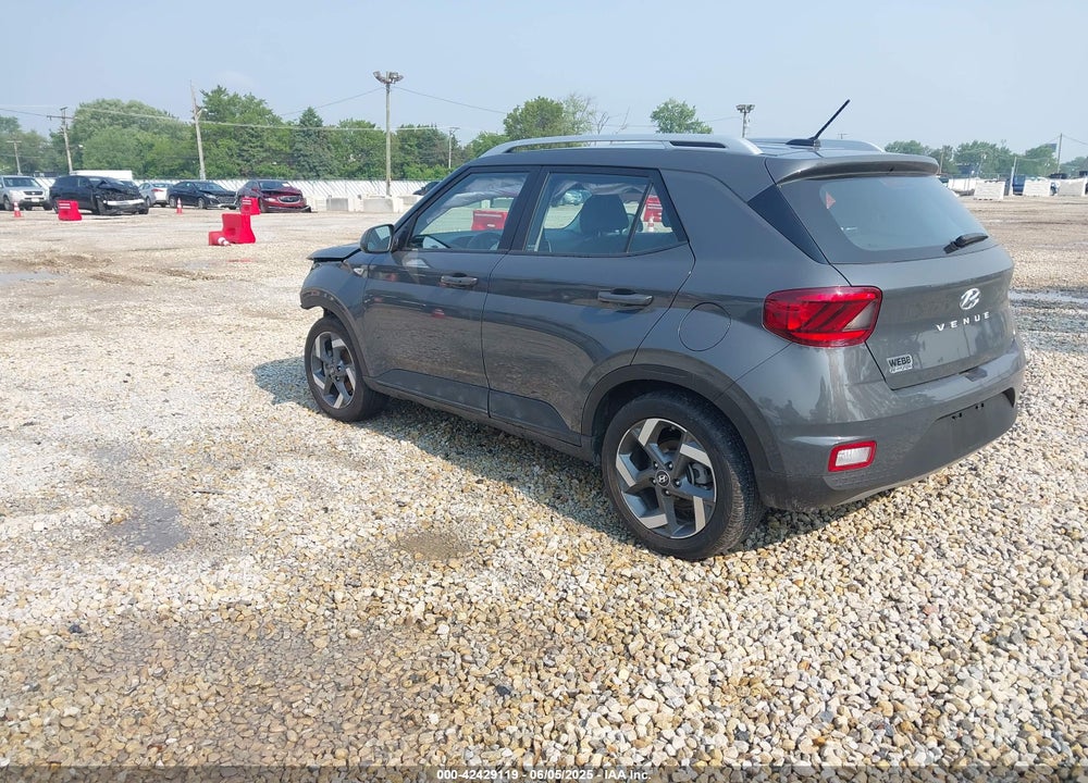 2024 HYUNDAI VENUE VIN: KMHRC8A32RU280155