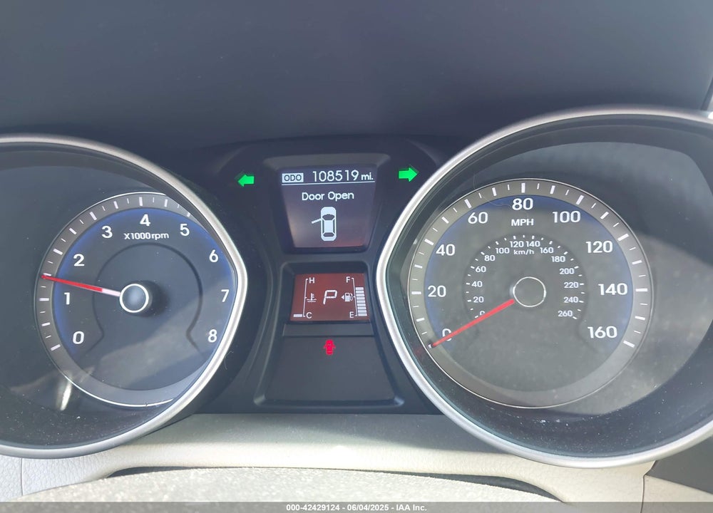 2013 HYUNDAI ELANTRA GT VIN: KMHD35LE8DU083023