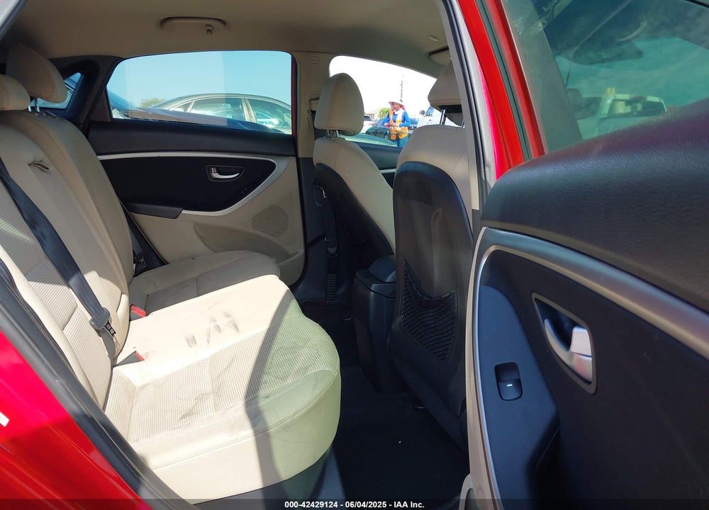 2013 HYUNDAI ELANTRA GT VIN: KMHD35LE8DU083023
