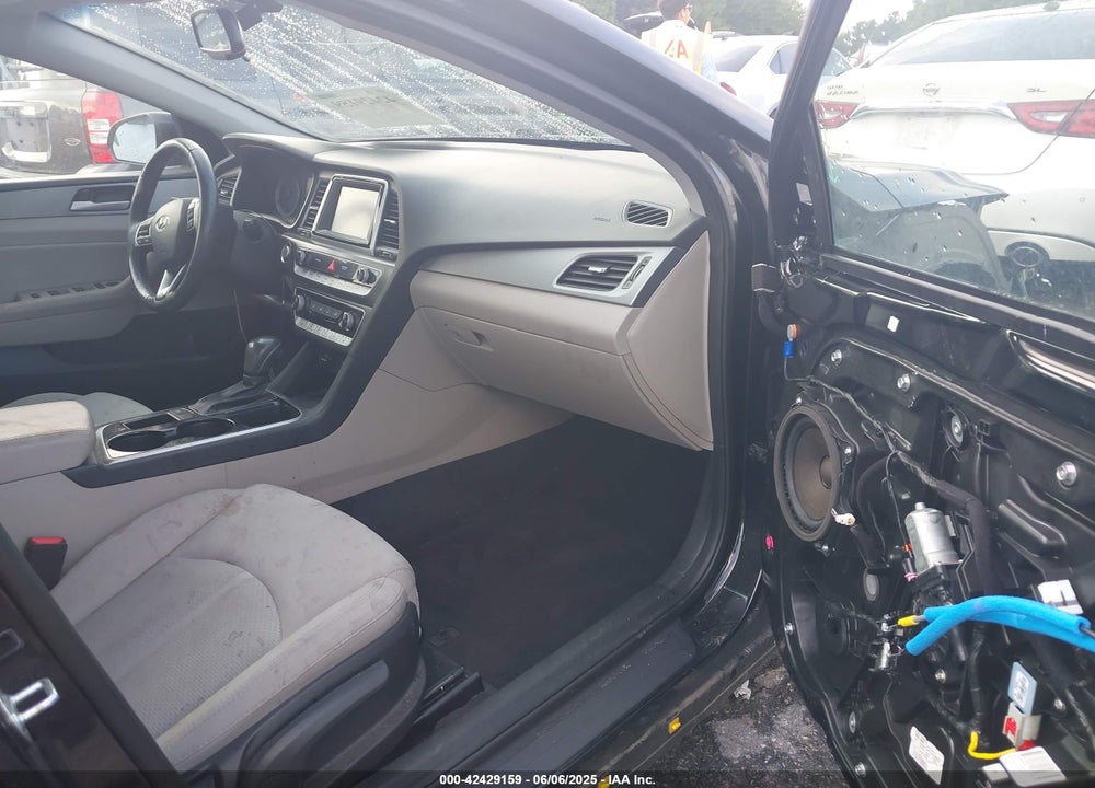 2018 HYUNDAI SONATA SEL VIN: 5NPE34AF8JH645765