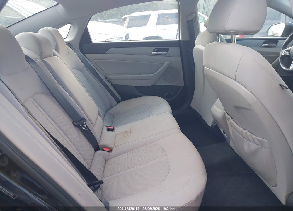 2018 HYUNDAI SONATA SEL VIN: 5NPE34AF8JH645765