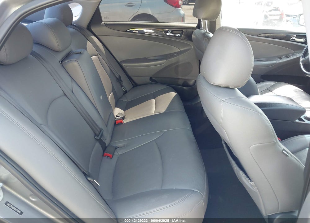 2013 HYUNDAI SONATA VIN: 5NPEC4AB6DH678846