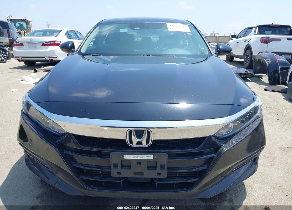2018 HONDA ACCORD VIN: 1HGCV1F44JA000479