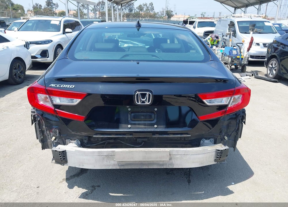 2018 HONDA ACCORD VIN: 1HGCV1F44JA000479