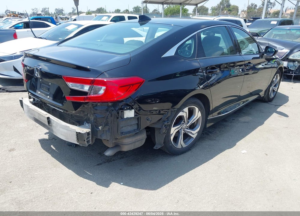 2018 HONDA ACCORD VIN: 1HGCV1F44JA000479