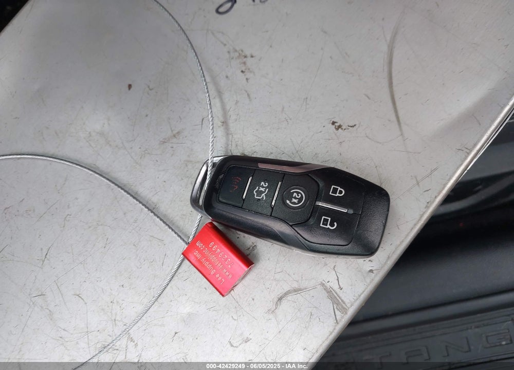 2015 FORD MUSTANG VIN: 1FA6P8AM1F5403122
