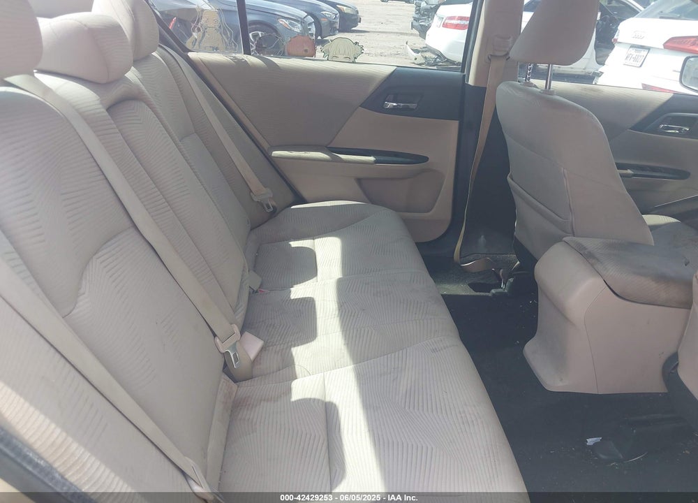 2015 HONDA ACCORD LX VIN: 1HGCR2F31FA262775
