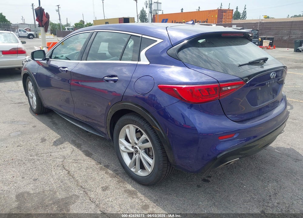 2018 INFINITI QX30 VIN: SJKCH5CP2JA056994