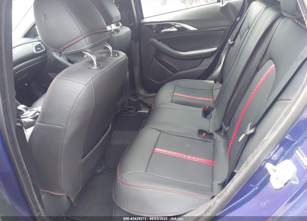2018 INFINITI QX30 VIN: SJKCH5CP2JA056994